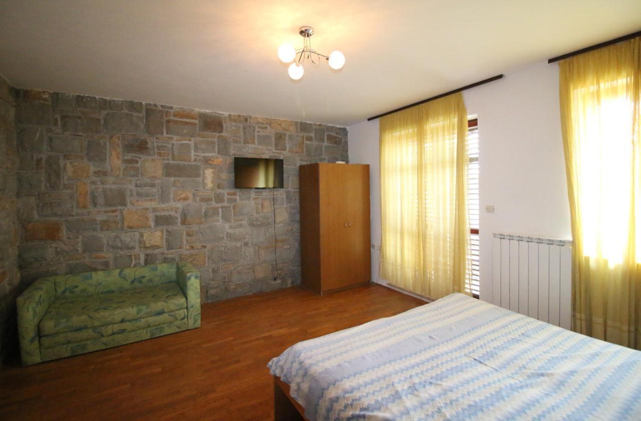 Apartments Mediteran 波尔托罗 外观 照片