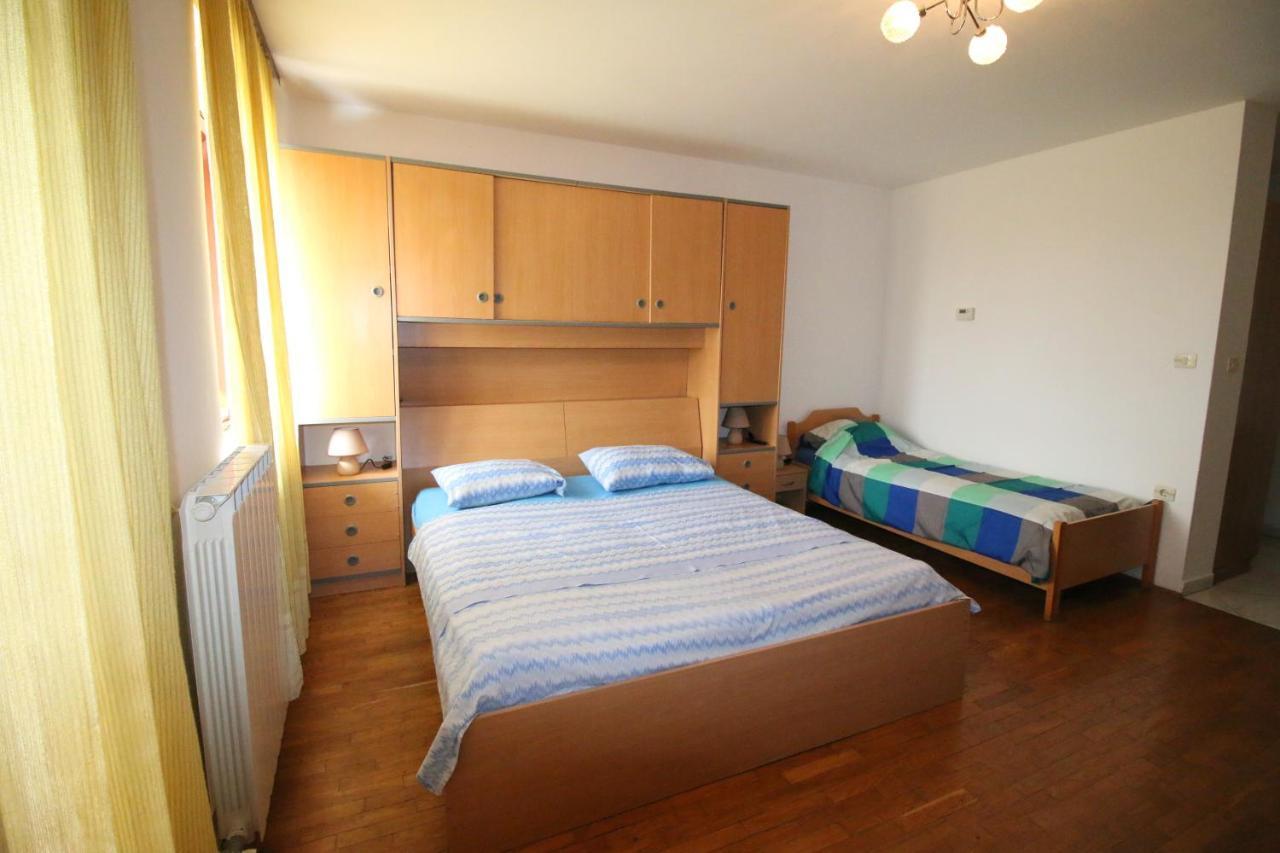 Apartments Mediteran 波尔托罗 外观 照片