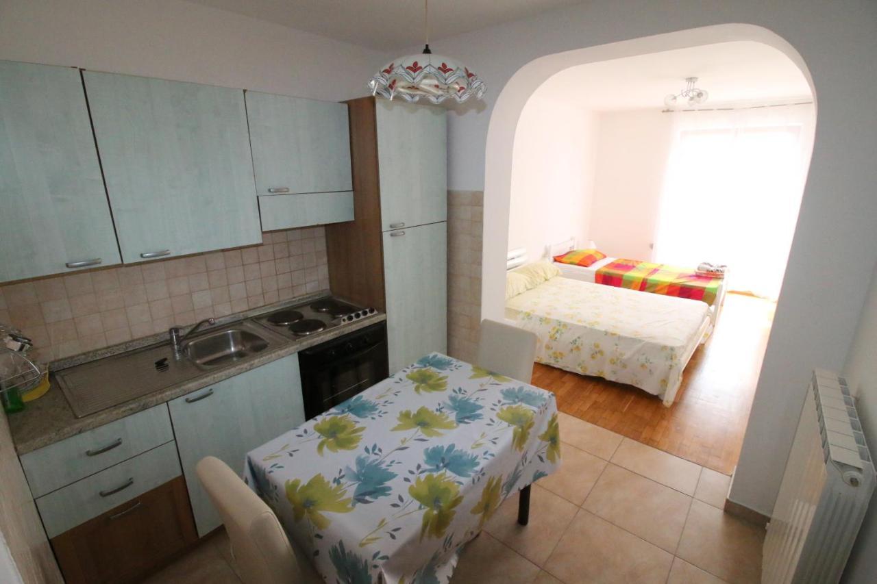 Apartments Mediteran 波尔托罗 外观 照片