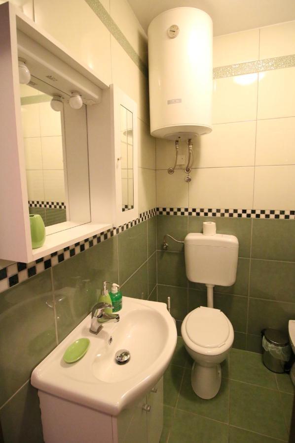 Apartments Mediteran 波尔托罗 外观 照片